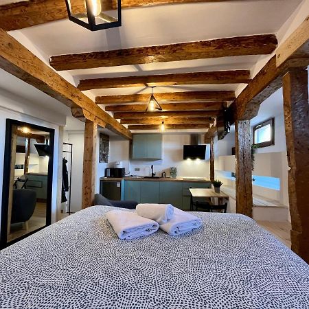Atuaire Home Loft Con Encanto En El Corazon De Burgos Dauda Екстериор снимка