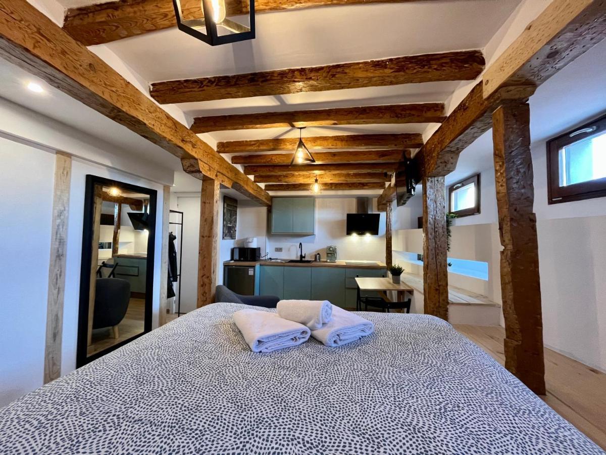 Atuaire Home Loft Con Encanto En El Corazon De Burgos Dauda Екстериор снимка
